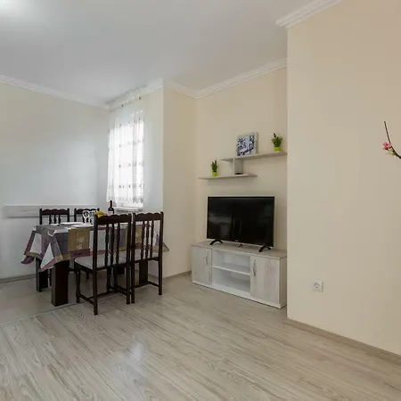 1bdr With Kitchen In Vip Zone Qa * Słoneczny Brzeg